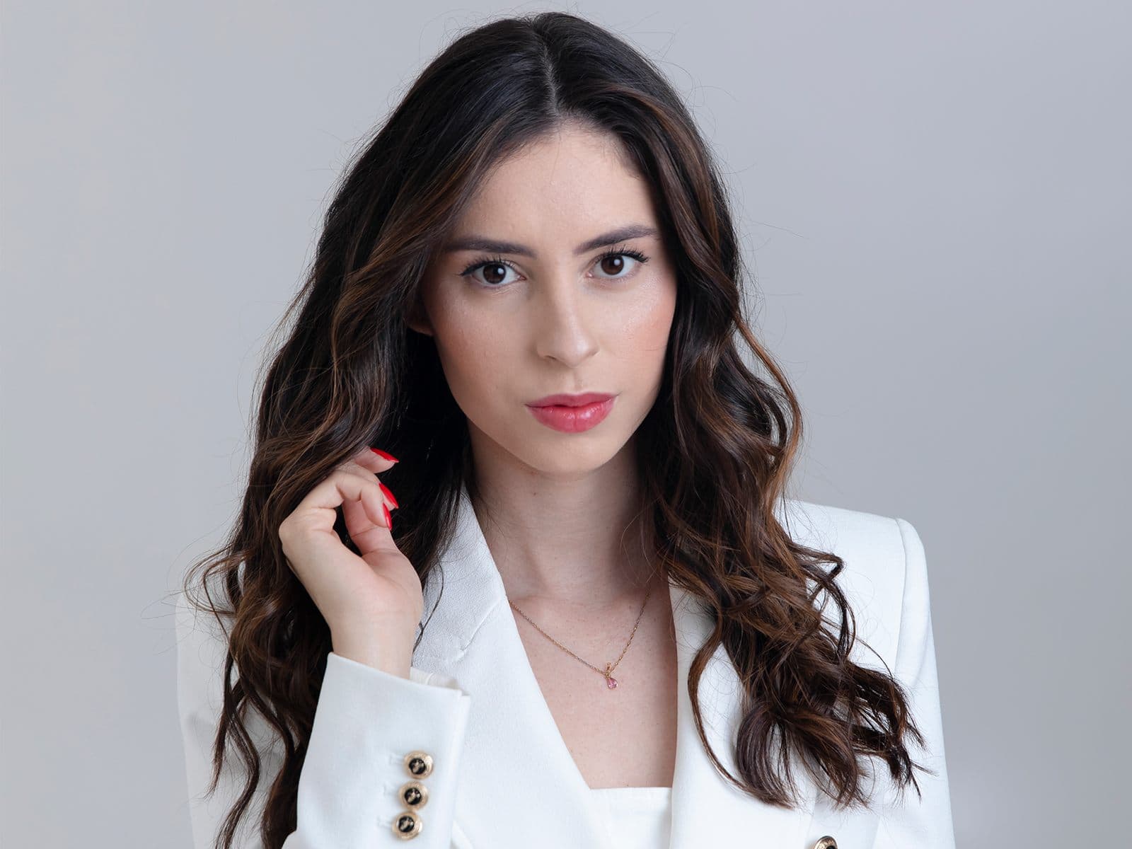 Bárbara Pontes, retrato de perfil